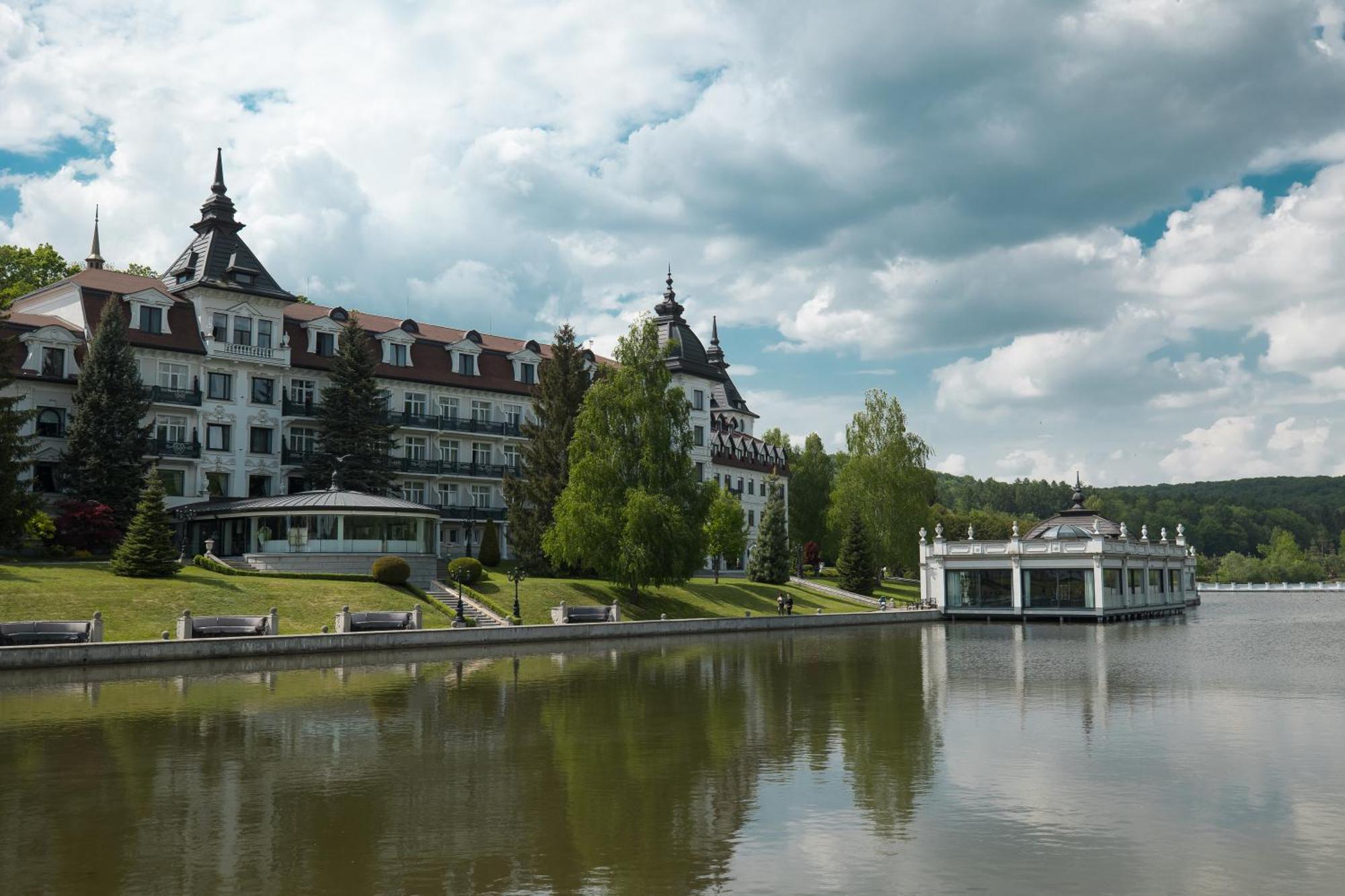 Edem Resort Medical & Spa Strelki (Peremyshliany) Exterior photo